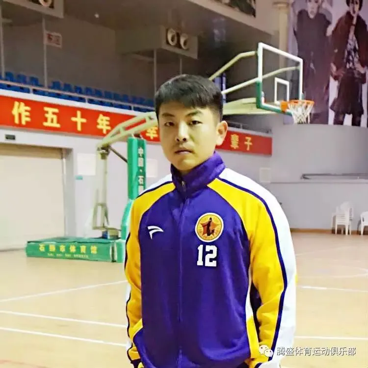 青少年篮球爱好者怎样进行有效的战术训练?_0